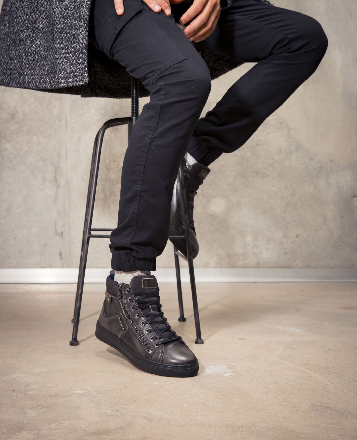 HOPESI ANTHRACITE - CLÉON