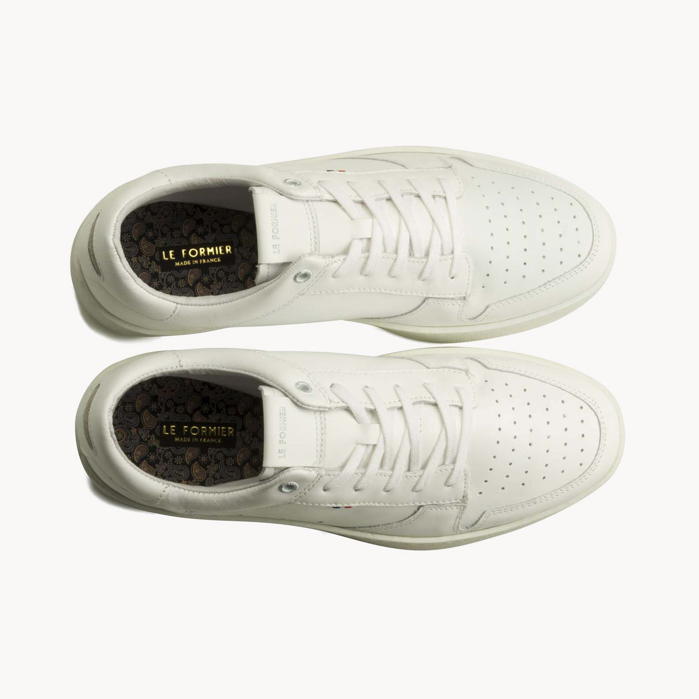 LUCAS B BLANC - CLÉON