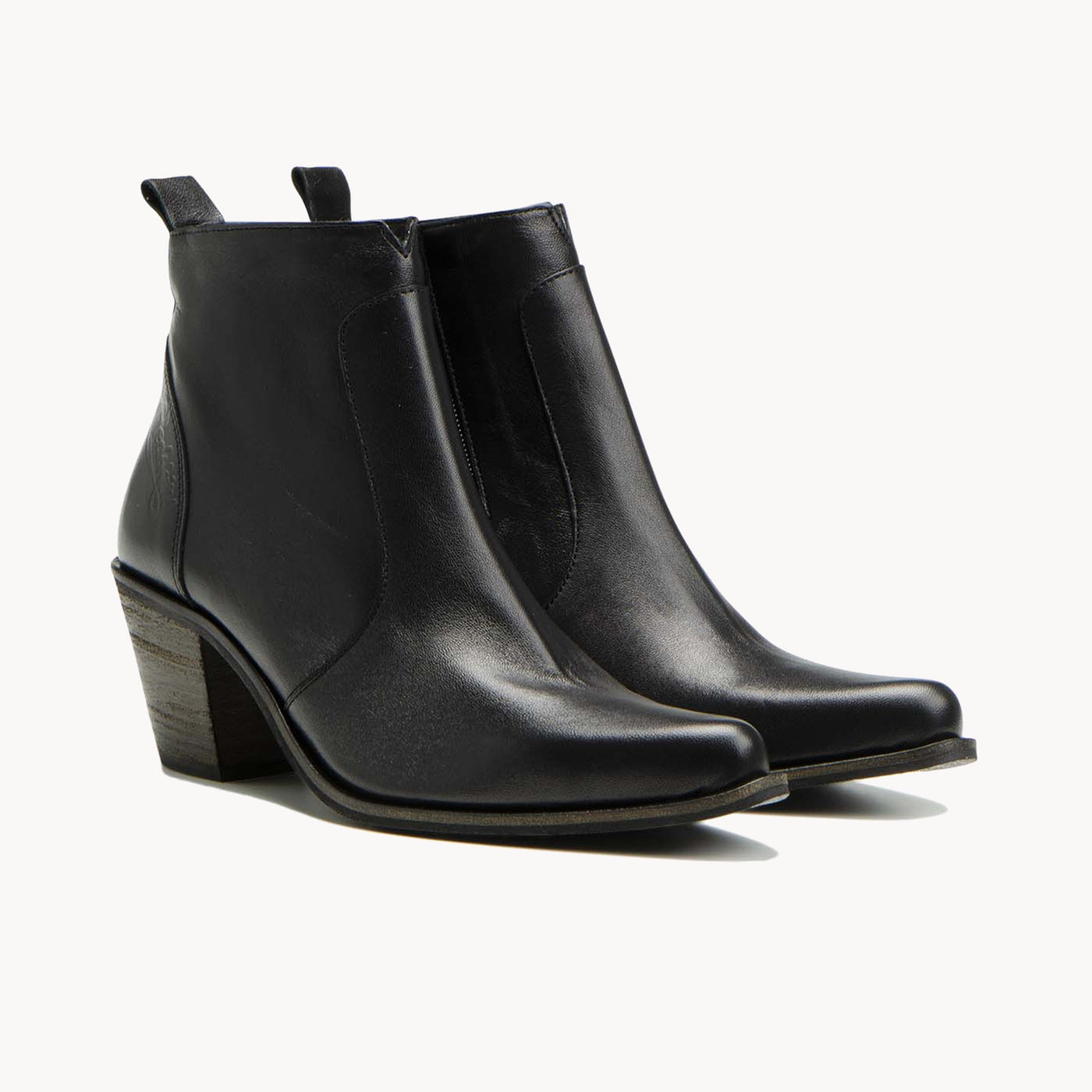 RS.HEAVY NOIR - CLÉON